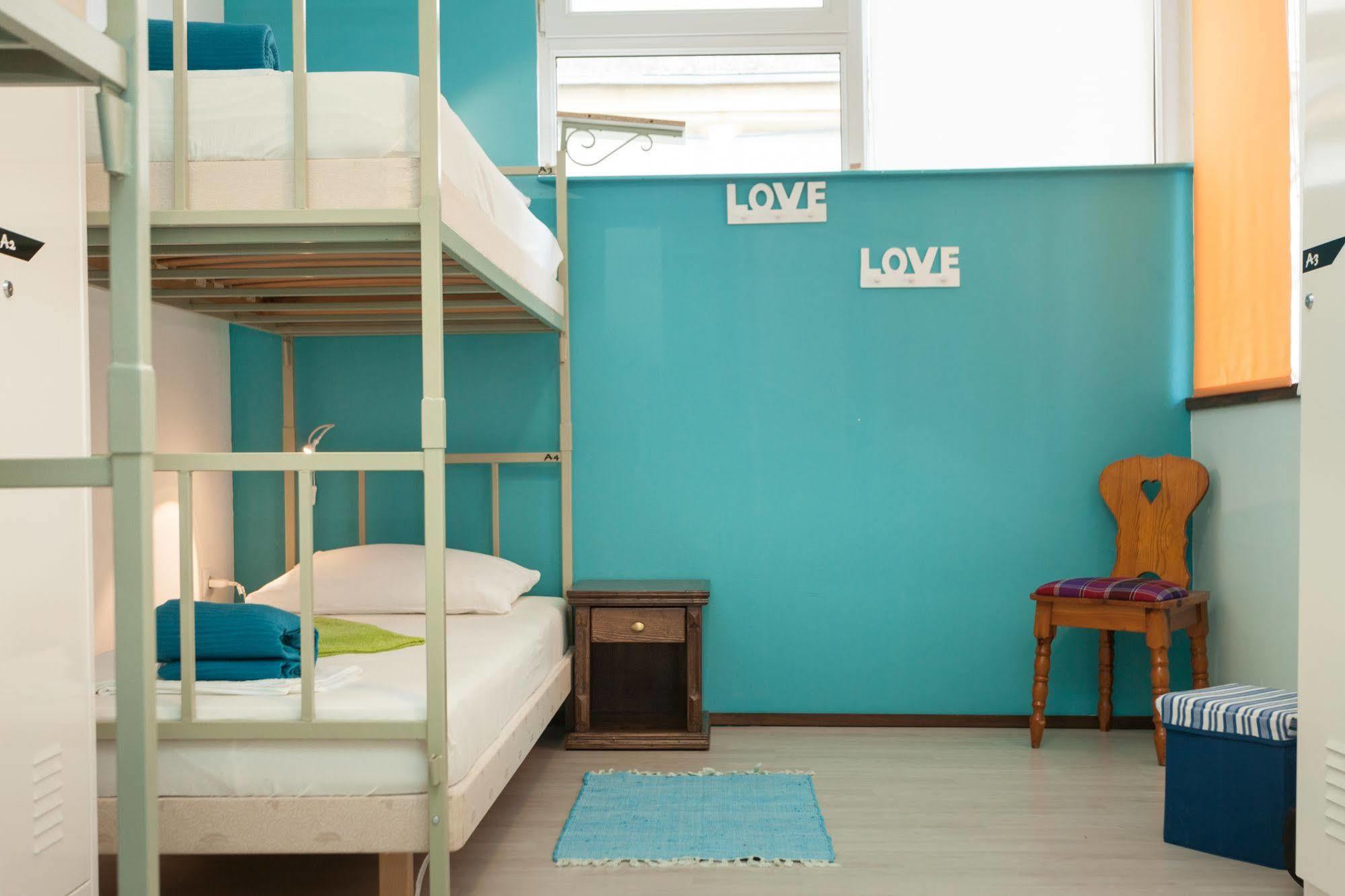 Roundabout Hostel - Hostel Rovinj Exterior foto